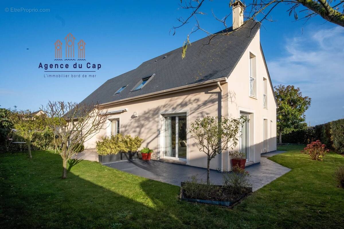 Maison à BERNIERES-SUR-MER