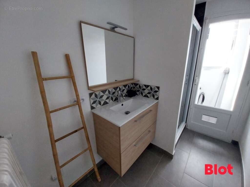 Appartement à SAINT-JACQUES-DE-LA-LANDE