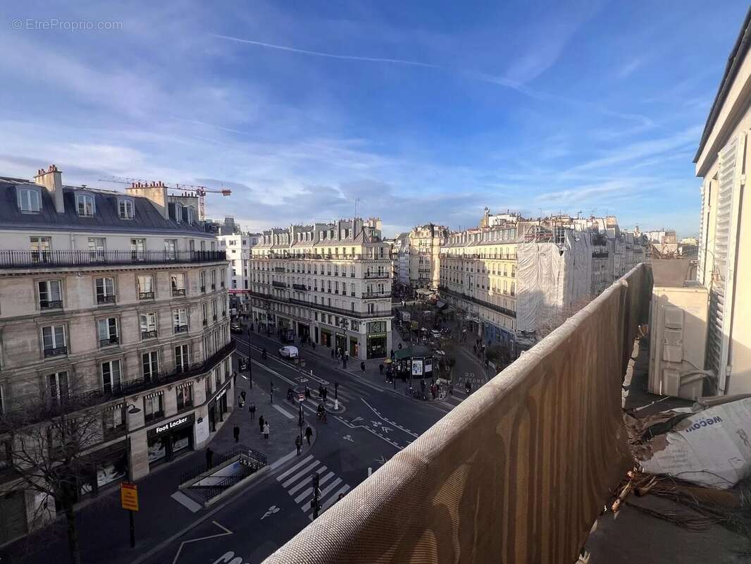 Appartement à PARIS-1E
