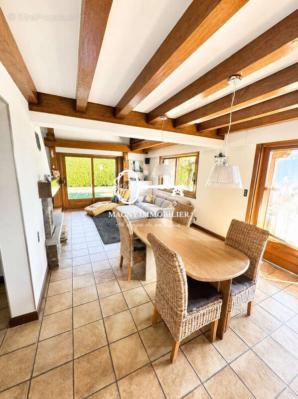 Maison à THYEZ