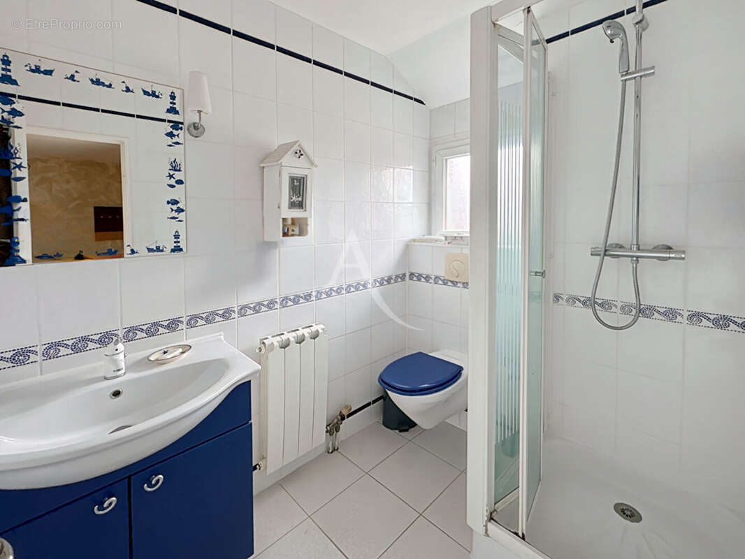 Maison à JOUY-LE-MOUTIER