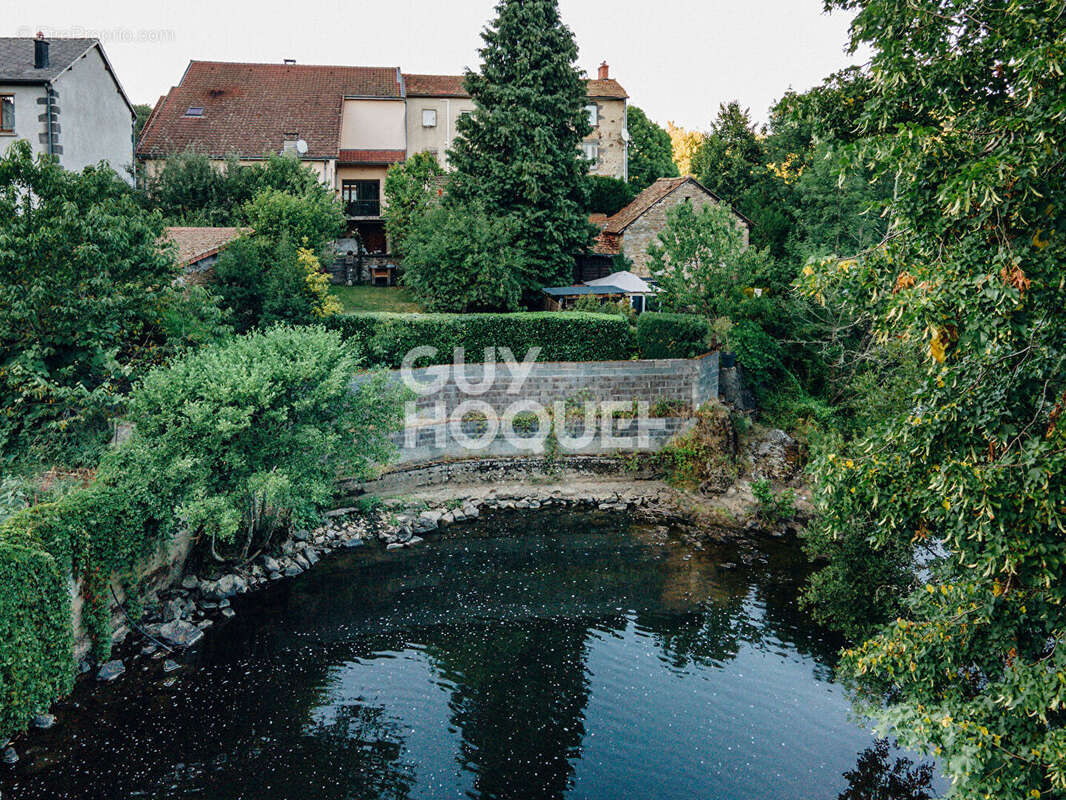 Propriété de caractère de 168 m² en bord de Sioule - photo 3
