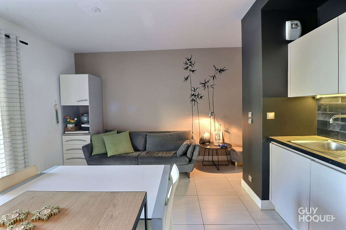 Appartement à CASTELNAU-LE-LEZ