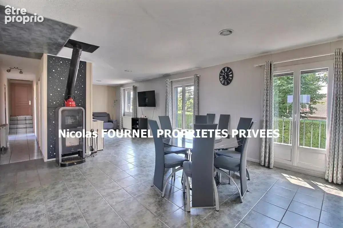 Entre SAINT JUST MALMONT 43240 ET JONZIEUX 42660 Maison sur 137m² de sous-sol  87,75m² habitables 3 chambres sur 1268m² de terra - photo 2