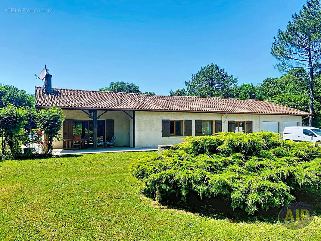 Maison à LESPARRE-MEDOC
