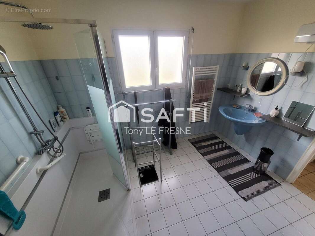 Photo 9 - Maison à NOYAL-PONTIVY