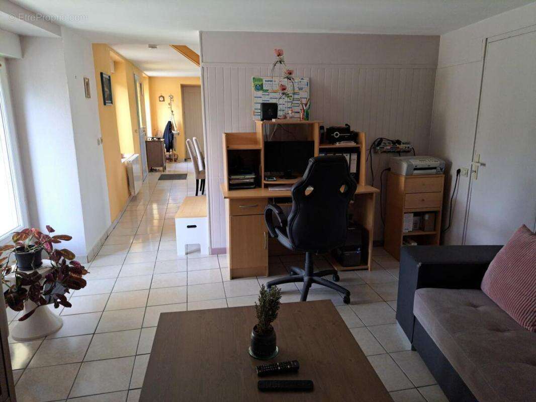 Maison à TREMOREL
