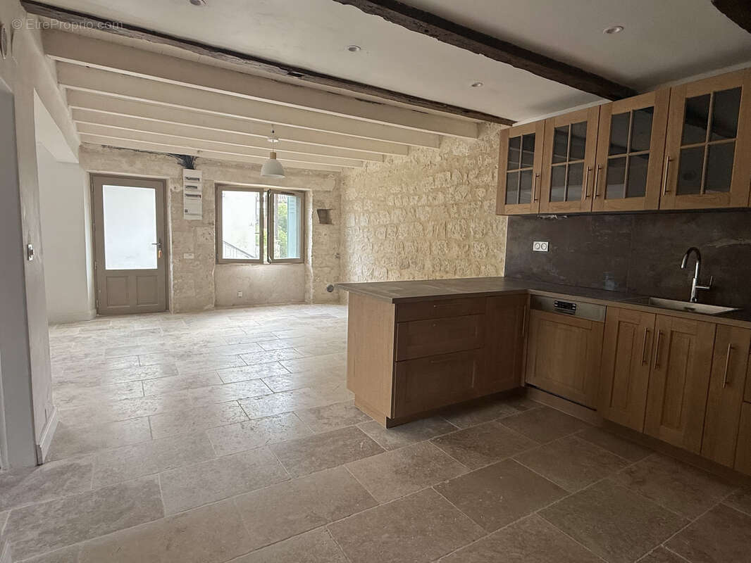 Maison de village avec 2 chambres - photo 6