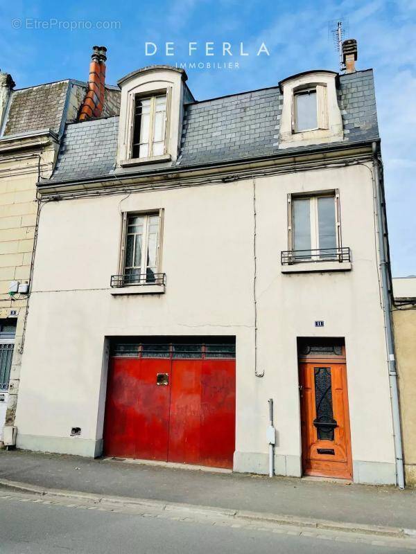 Maison à CHATELLERAULT