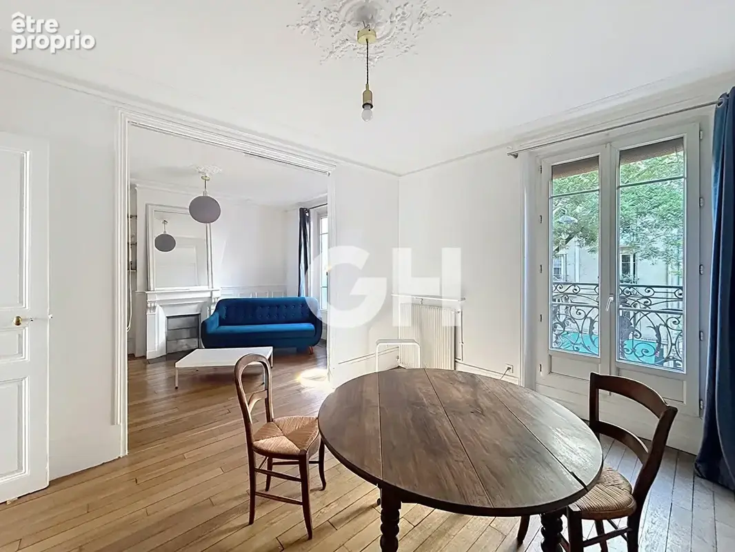 Appartement à PARIS-20E