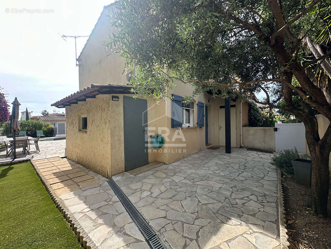 Maison à CAGNES-SUR-MER