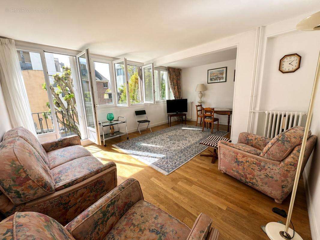 Appartement à BOULOGNE-BILLANCOURT
