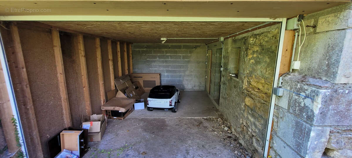 Maison à MONTPELLIER-DE-MEDILLAN