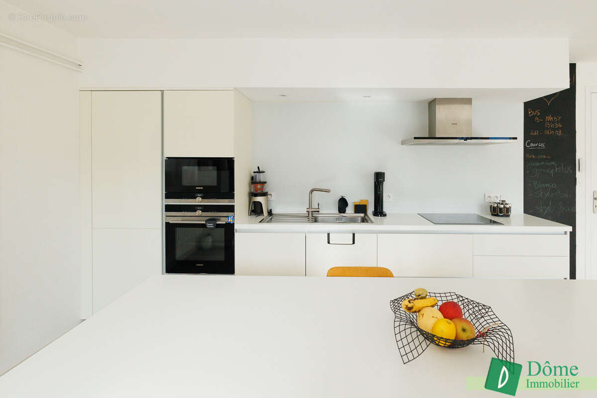 Appartement à CORENC