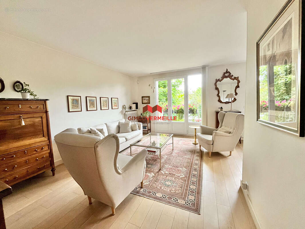 Appartement à LE VESINET