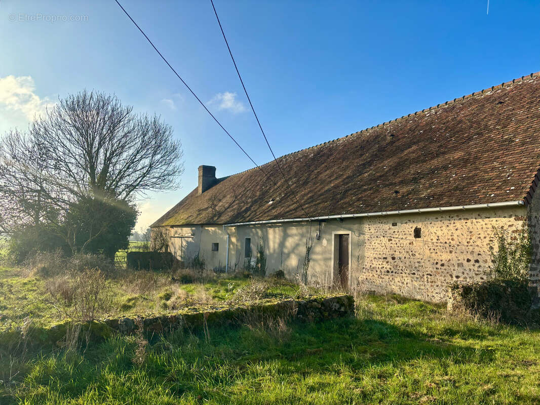 Maison à SAINT-ELIPH
