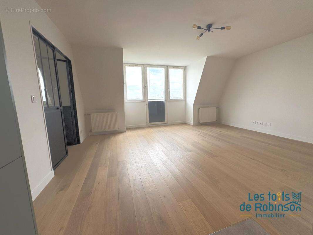 Appartement à LE PLESSIS-ROBINSON