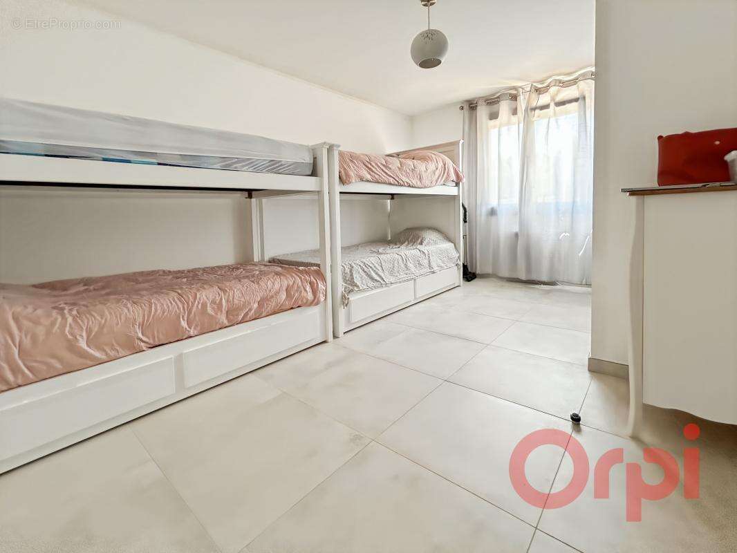 À vendre : plain-pied moderne proche centre de Sérignan - photo 9