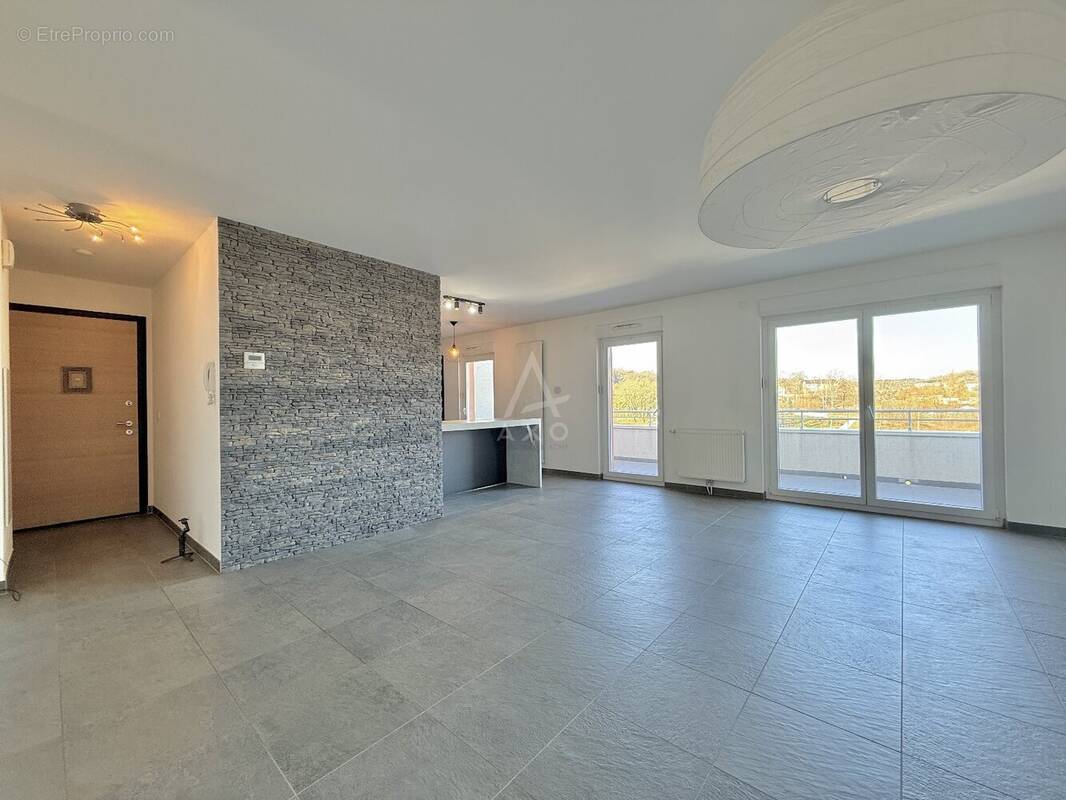 Appartement à AUDUN-LE-TICHE