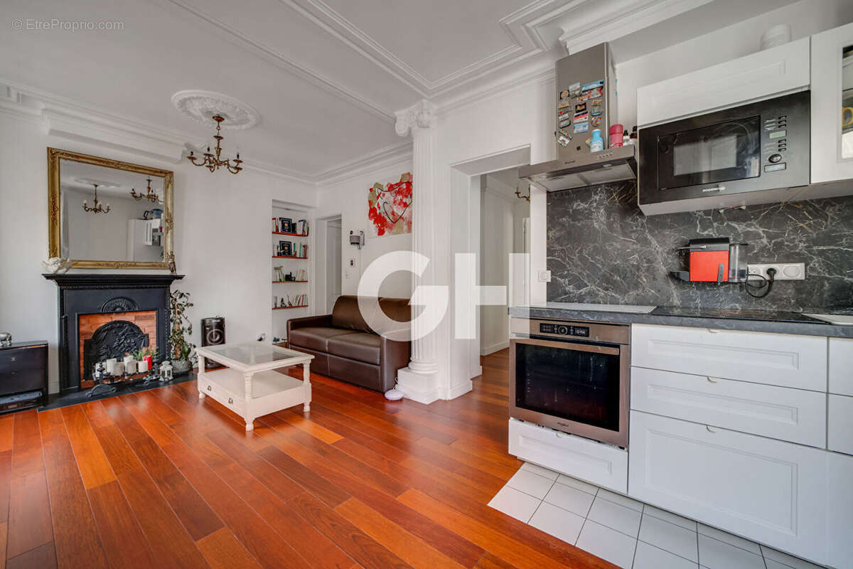 Appartement à PARIS-12E