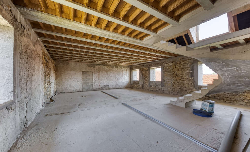 Maison à LA CHAPELLE-IGER