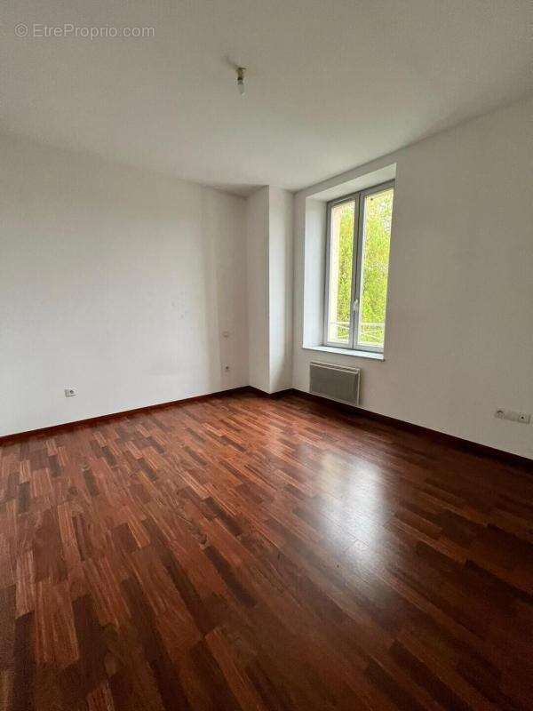 Appartement à LUXEUIL-LES-BAINS