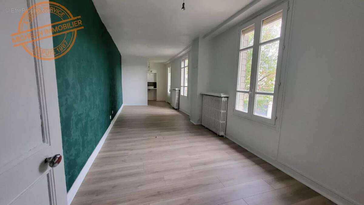 Maison à FLEURIEUX-SUR-L&#039;ARBRESLE