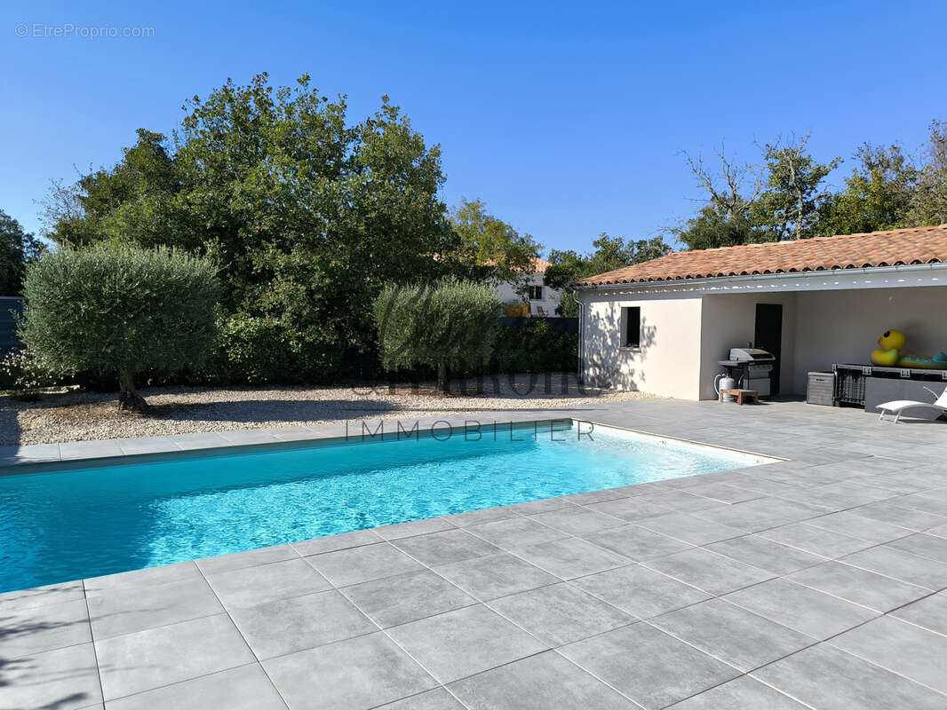 Maison à UZES