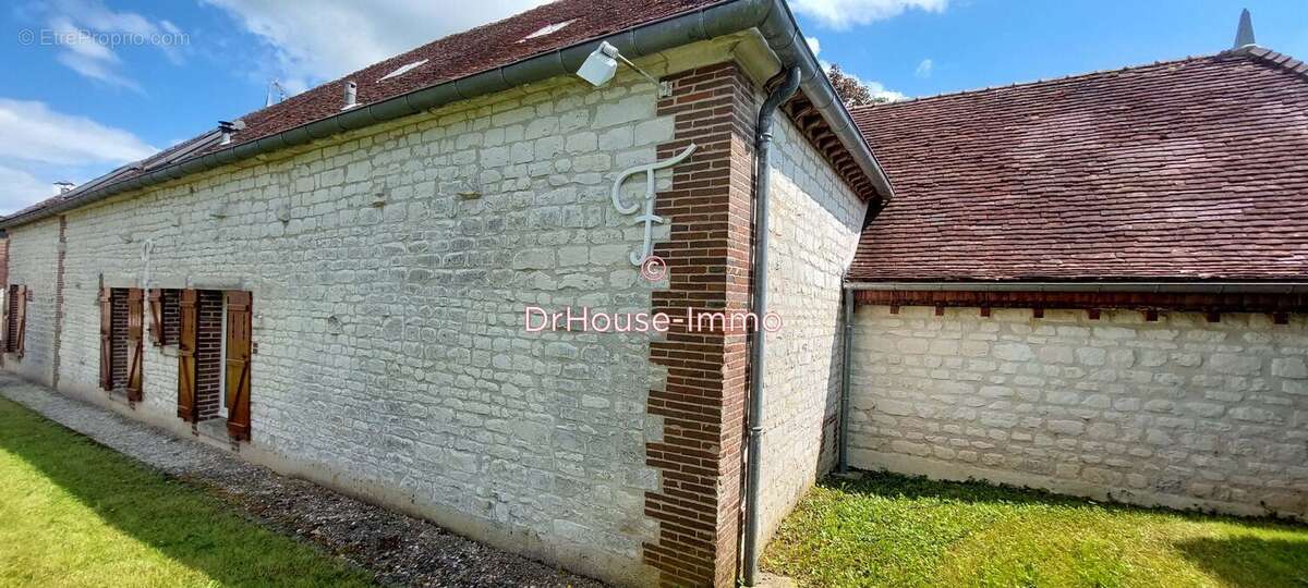 Maison à EAUX-PUISEAUX