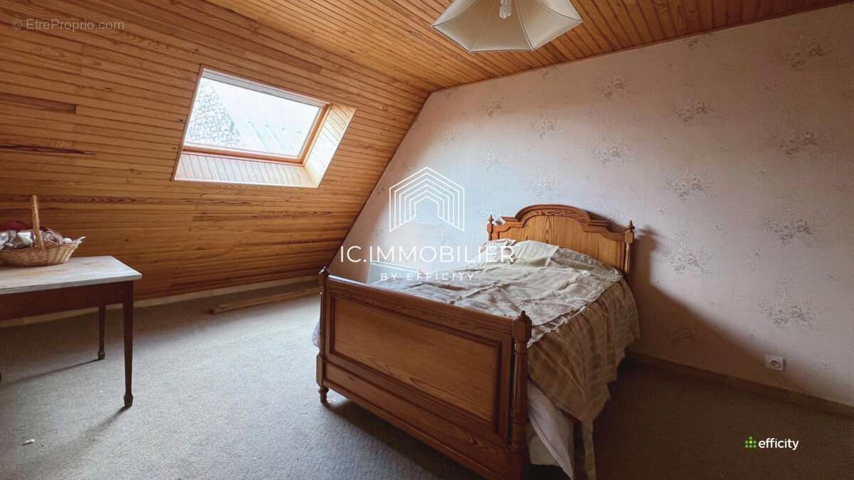 Maison à CORMAINVILLE