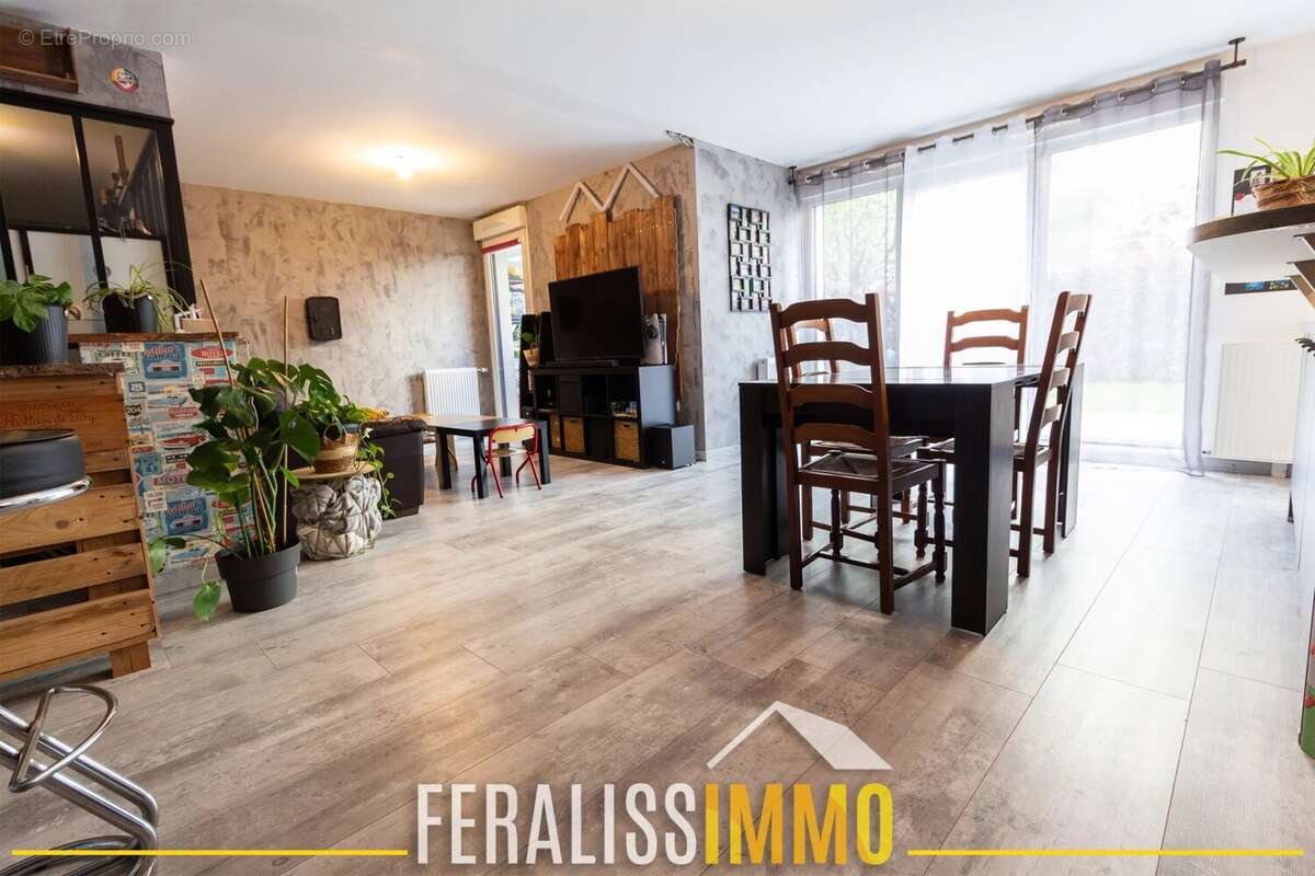 Appartement à JOUY-LE-MOUTIER