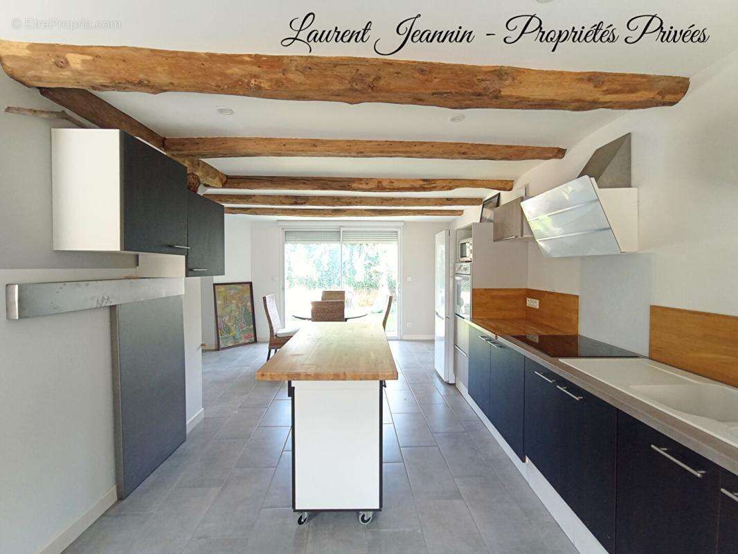 Maison à VILLEFRANCHE-D'ALBIGEOIS