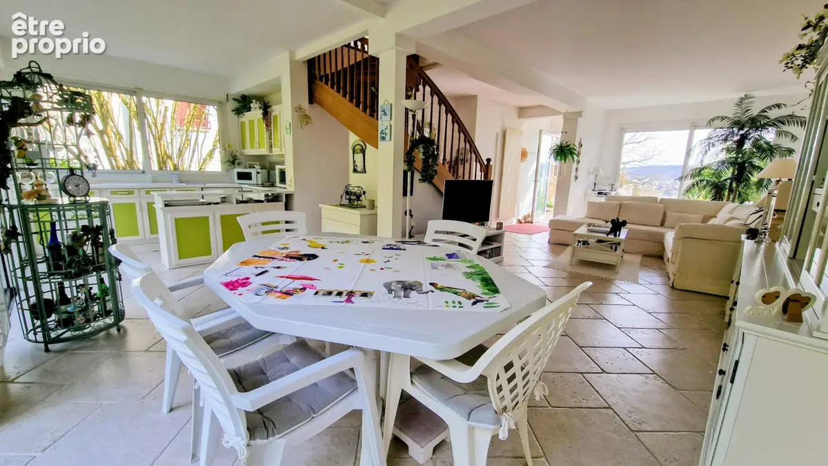 VIROFLAY-  A vendre Maison coup de coeur ! 7 pièces DPE D ! - photo 3