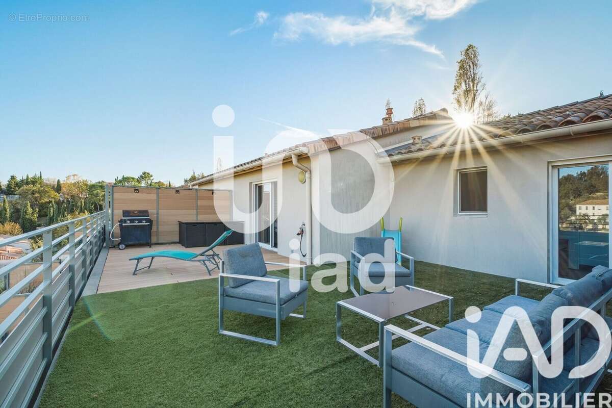 Photo 3 - Appartement à CHATEAUNEUF-GRASSE