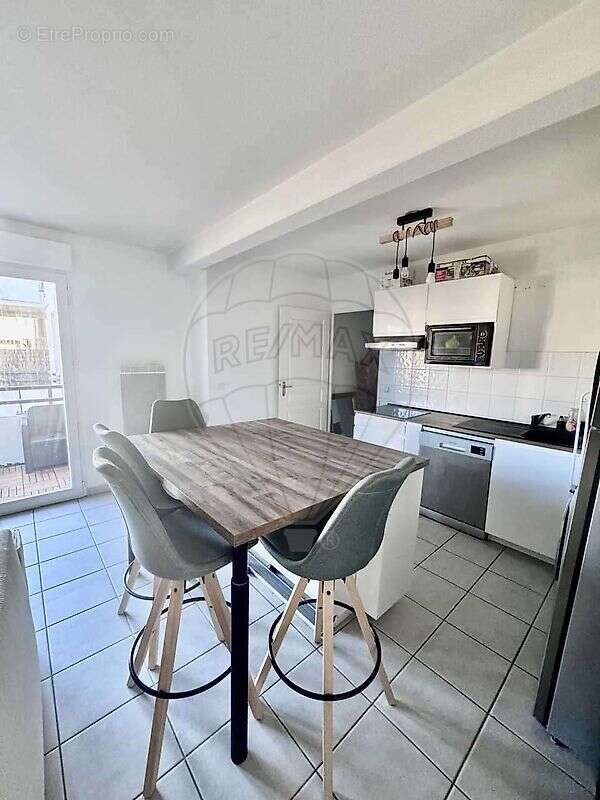 Appartement à PAREMPUYRE