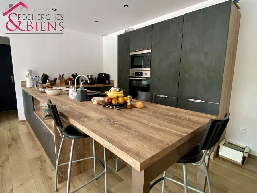 Maison à EMONDEVILLE