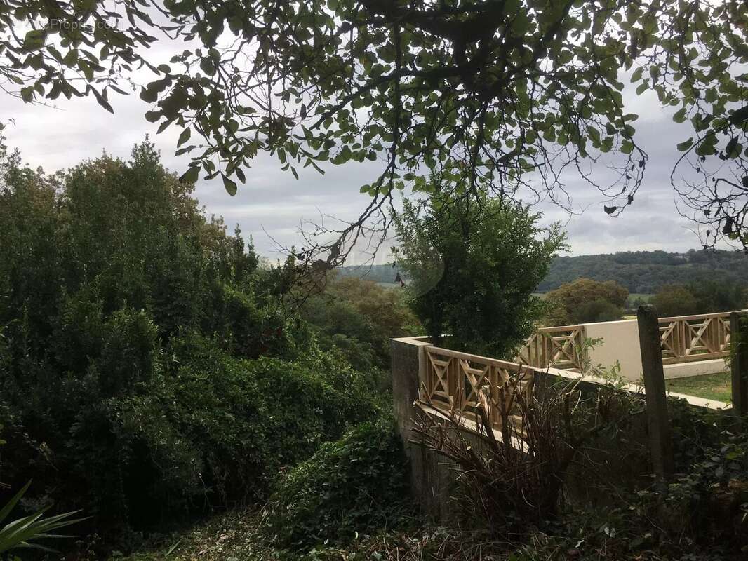 Maison à BRASSEMPOUY