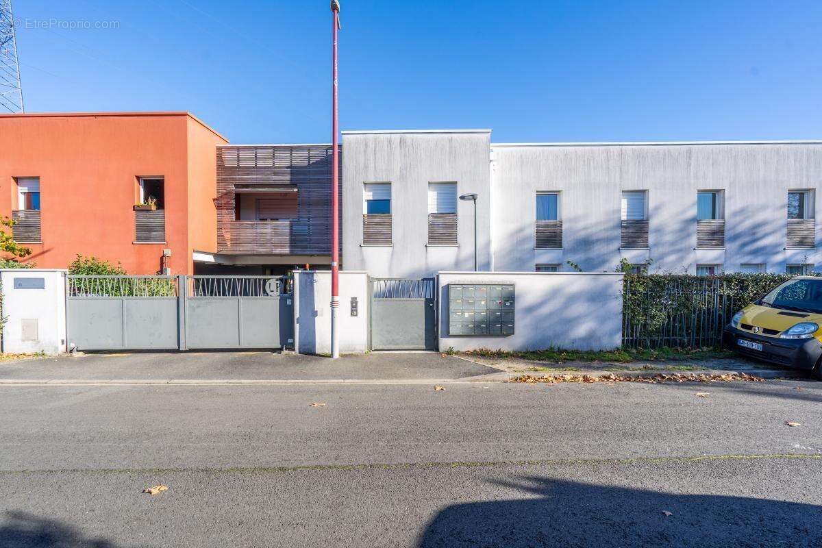 Appartement à LE TAILLAN-MEDOC