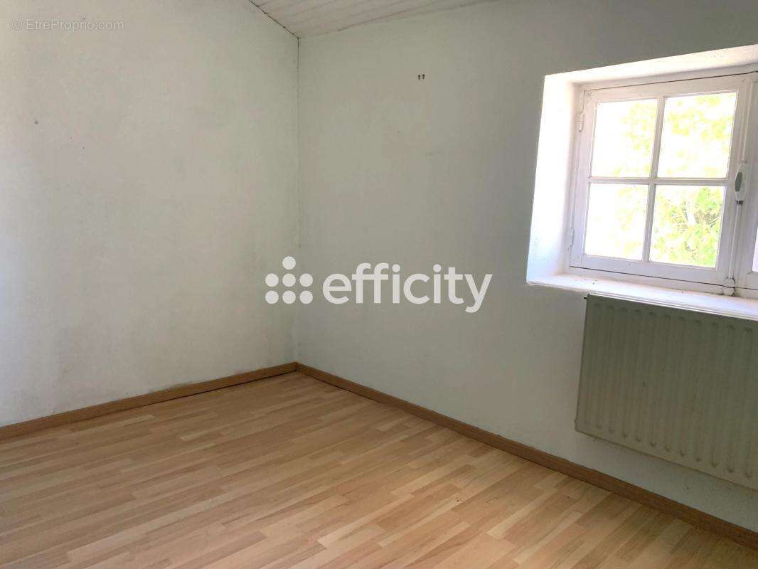 Maison à CELLETTES