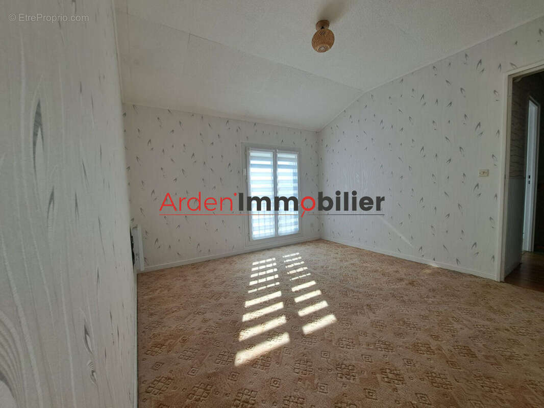 Maison à vendre à Rethel - 4 pièces, 109m² - photo 8