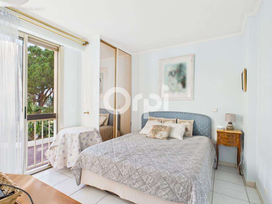 Appartement à MANDELIEU-LA-NAPOULE