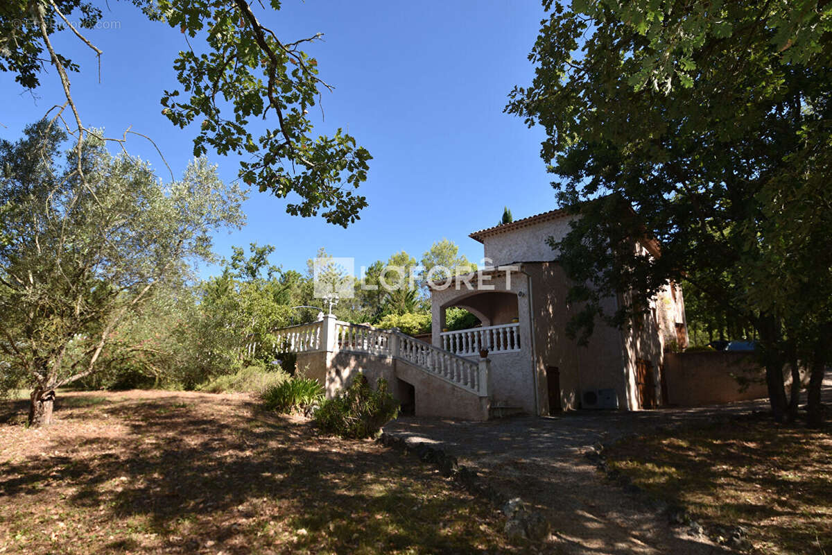 Maison à SAINT-PAUL-EN-FORET