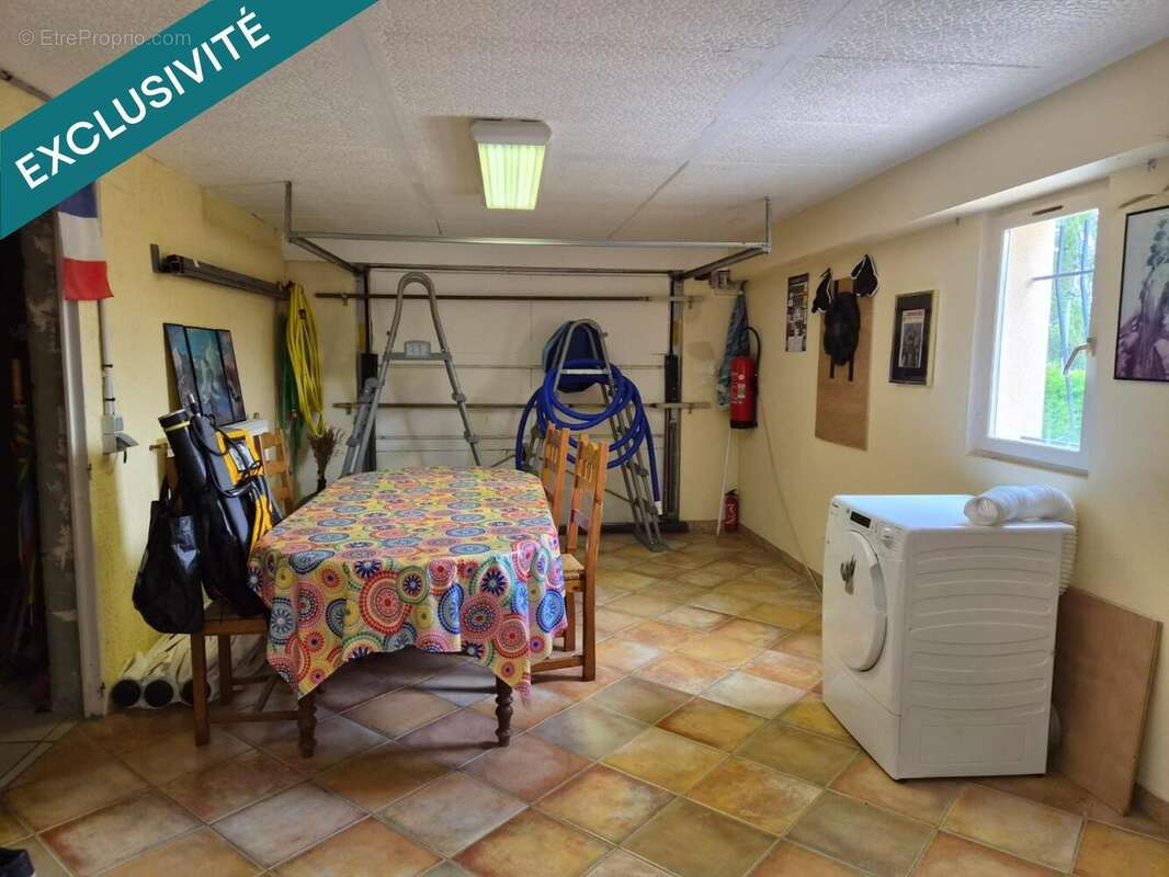 Maison 175 m² à Pouzy-Mesangy  - photo 9