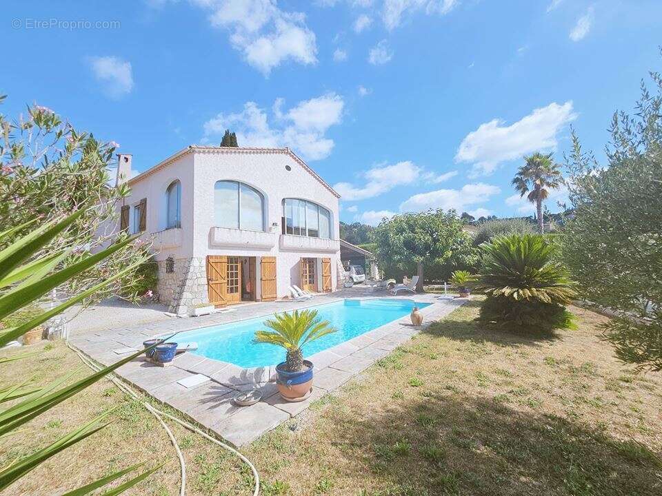Maison à MOUGINS