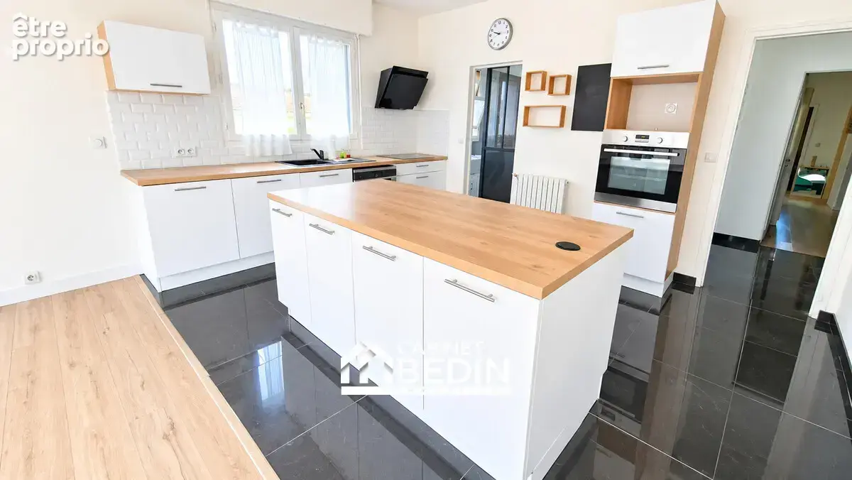 Maison 4 pièces 146 m² à vendre à Blanquefort (33290) - photo 4