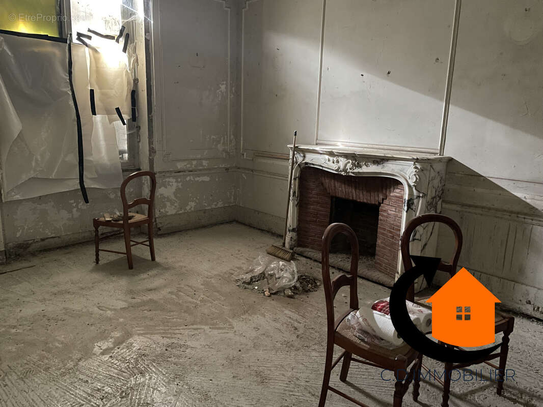 Maison à CHAMPROND-EN-GATINE