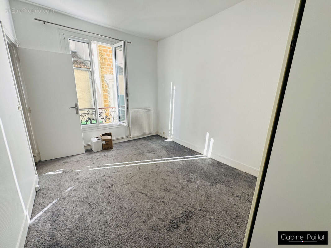 Appartement à FONTENAY-SOUS-BOIS
