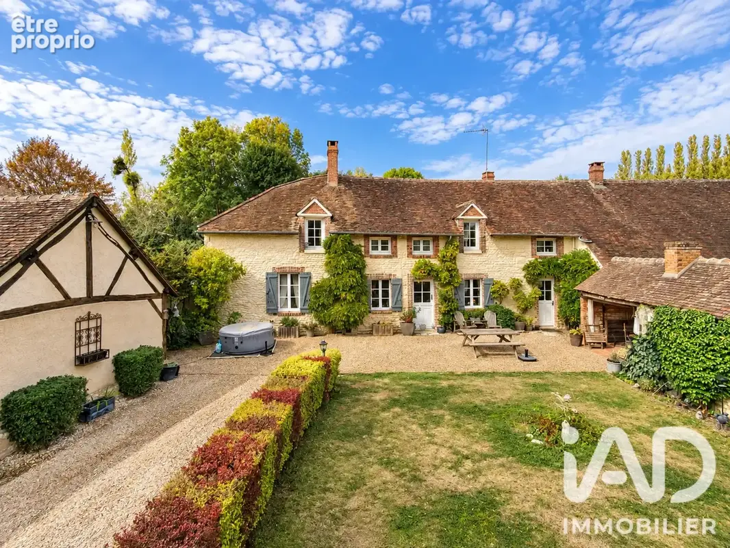 Photo 1 - Maison à AMILLY