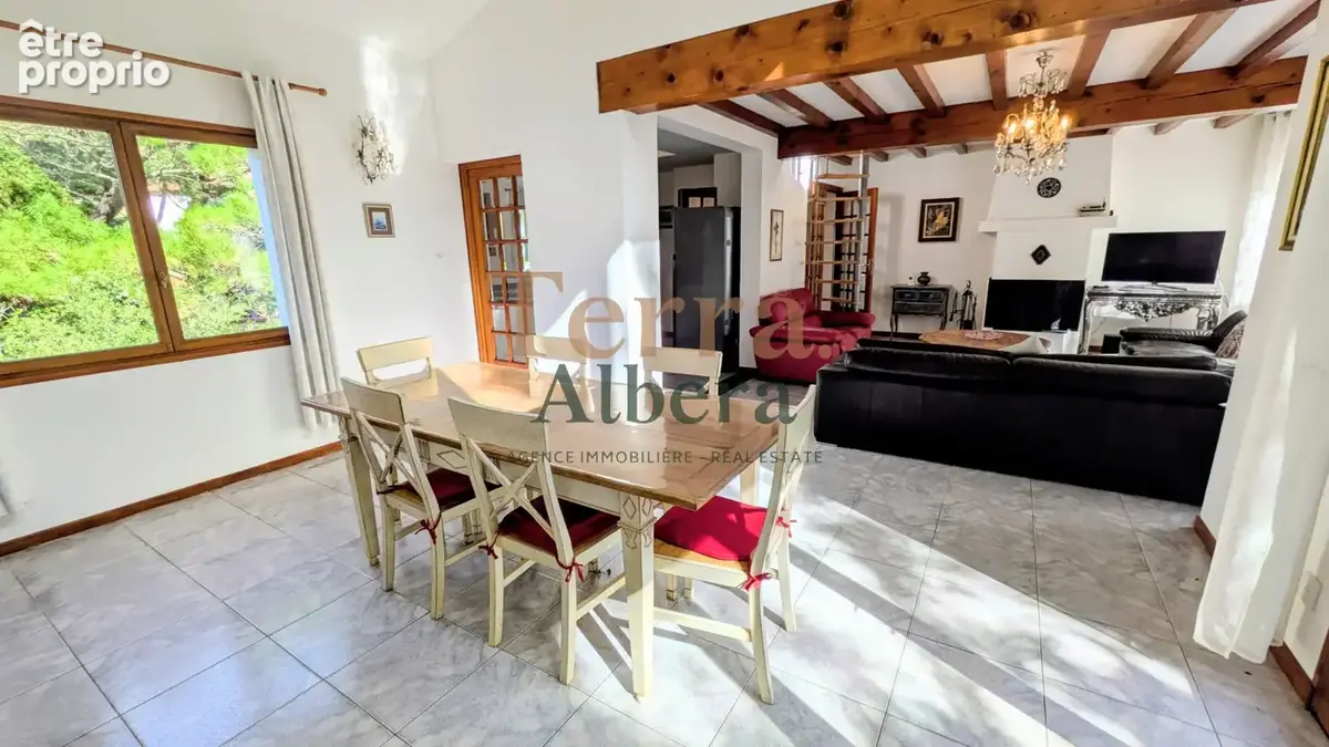 SOREDE Villa 2 logements ( T5 + T3 ) sur env 2000m2 - photo 11