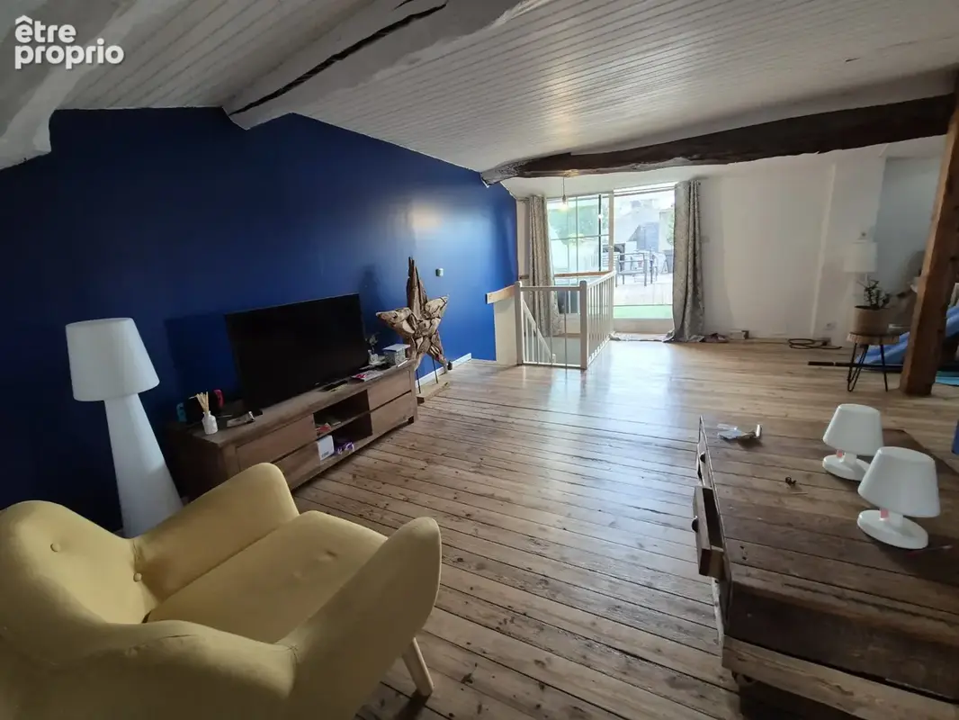 COGNAC centre ville, maison atypique avec terrasse et jacuzzi. - photo 12